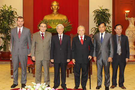 Partidos Comunistas de Vietnam y Brasil fortalecen relaciones